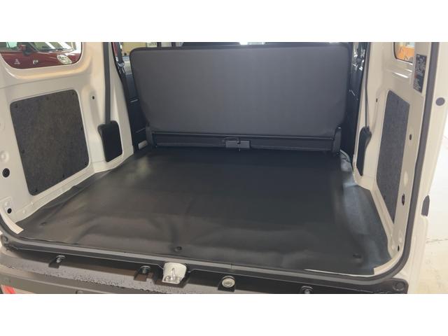 ハイゼットカーゴＤＸダイハツ認定中古車ｌキーレスｌコーナーセンサーｌスマートアシストｌＡＢＳｌエアバッグｌエアコンｌパワーウィンドウｌリアスモークガラスｌ保証／整備付（茨城県）の中古車