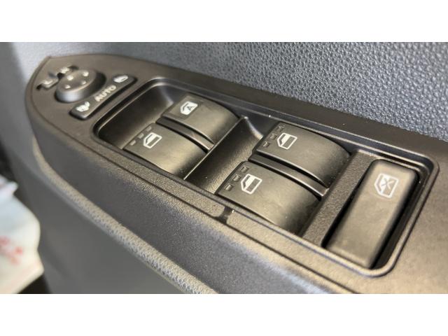 タントファンクロスダイハツ認定中古車l両側電動スライドドアl電動パーキングブレーキlシートヒーターlコーナーセンサーlスマートアシストl保証/整備付(茨城県)の中古車
