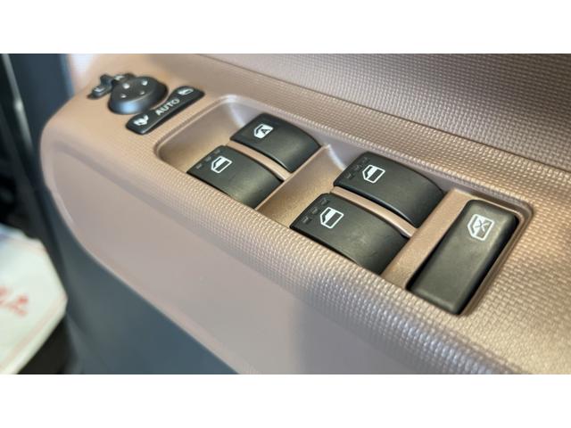 ムーヴキャンバスセオリーＧダイハツ認定中古車ｌ両側電動スライドドアｌ革ハンドルｌ電動パーキングブレーキｌＬＥＤヘッドライトｌシートヒーターｌオートエアコンｌスマートアシストｌ保証／整備付（茨城県）の中古車