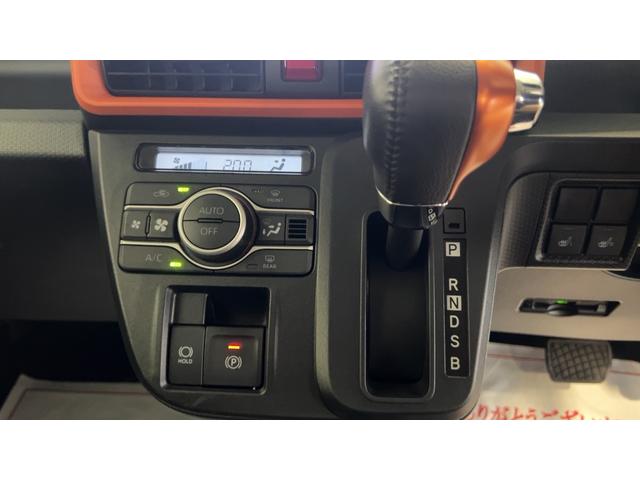 タントファンクロスターボダイハツ認定中古車ｌターボｌナビｌＥＴＣｌ革ハンドルｌ両側電動スライドドアｌ電動パーキングブレーキｌＬＥＤヘッドライトｌシートヒーターｌコーナーセンサーｌスマートアシストｌ保証／整備付（茨城県）の中古車