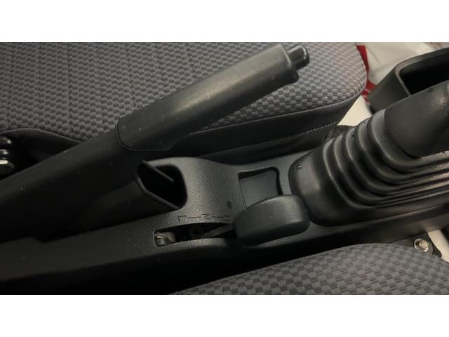 ハイゼットトラックエクストラSAIIItダイハツ認定中古車l5MTl4WDlパワーウィンドウlCDオーディオl荷台ライトlエアコンlLEDヘッドライトlフォグランプlキーレスlスマートアシストl保証/整備付(茨城県)の中古車