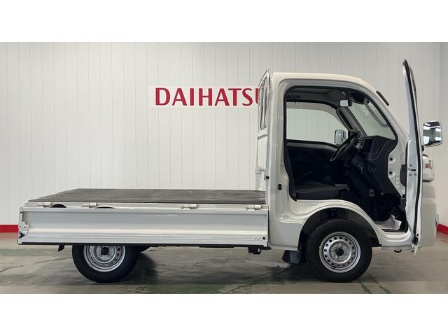 ハイゼットトラックエクストラSAIIItダイハツ認定中古車l5MTl4WDlパワーウィンドウlCDオーディオl荷台ライトlエアコンlLEDヘッドライトlフォグランプlキーレスlスマートアシストl保証/整備付(茨城県)の中古車