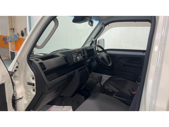 ハイゼットトラックエクストラSAIIItダイハツ認定中古車l5MTl4WDlパワーウィンドウlCDオーディオl荷台ライトlエアコンlLEDヘッドライトlフォグランプlキーレスlスマートアシストl保証/整備付(茨城県)の中古車