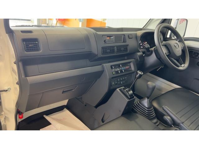 ハイゼットトラック多目的ダンプダイハツ認定中古車ｌ５ＭＴｌホイスト方式リンクアーム式ＰＴＯダンプｌ４ＷＤｌＨｉ−Ｌｏｗ切り替えｌＡＢＳｌ荷台ライトｌエアバッグｌエアコンｌコーナーセンサーｌスマートアシストｌ保証／整備付（茨城県）の中古車