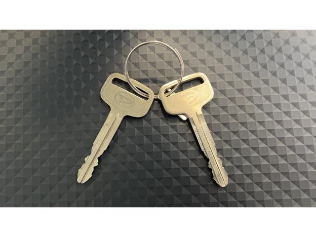 ハイゼットトラック多目的ダンプダイハツ認定中古車ｌ５ＭＴｌホイスト方式リンクアーム式ＰＴＯダンプｌ４ＷＤｌＨｉ−Ｌｏｗ切り替えｌＡＢＳｌ荷台ライトｌエアバッグｌエアコンｌコーナーセンサーｌスマートアシストｌ保証／整備付（茨城県）の中古車