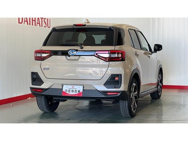 ロッキープレミアムＧ　ＨＥＶダイハツ認定中古車ｌ純正ナビｌパノラマモニターｌクルーズコントロールｌシートヒーターｌスマートキーｌ電動パーキングブレーキｌＬＥＤヘッドライトｌスマートアシストｌ保証／整備付（茨城県）の中古車