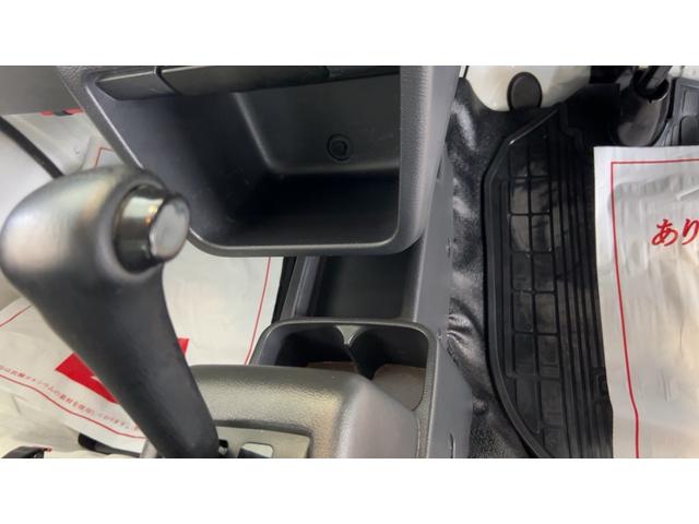 キャリイトラックKCエアコン・パワステダイハツ認定中古車lオートマ車l4WDlエアコンlパワステlエアバッグlテールゲートチェーンlシガーライターl保証/整備付(茨城県)の中古車