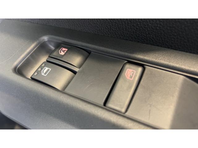 ハイゼットカーゴDXダイハツ認定中古車lキーレスlコーナーセンサーlスマートアシストlABSlエアバッグlエアコンlパワーウィンドウlオーバーヘッドシェルフlリアスモークガラスl保証/整備付(茨城県)の中古車