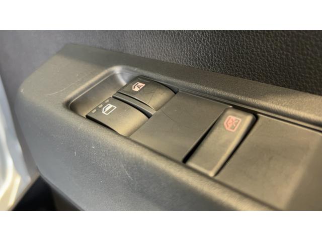 ハイゼットカーゴＤＸダイハツ認定中古車ｌ雹害車ｌキーレスｌコーナーセンサーｌスマートアシストｌＡＢＳｌエアバッグｌエアコンｌパワーウィンドウｌリアスモークガラスｌ保証／整備付（茨城県）の中古車