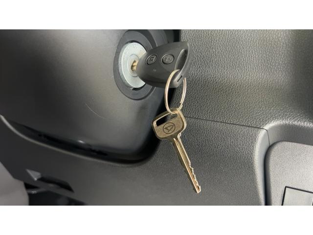 ハイゼットカーゴＤＸダイハツ認定中古車ｌ雹害車ｌキーレスｌコーナーセンサーｌスマートアシストｌＡＢＳｌエアバッグｌエアコンｌパワーウィンドウｌリアスモークガラスｌ保証／整備付（茨城県）の中古車