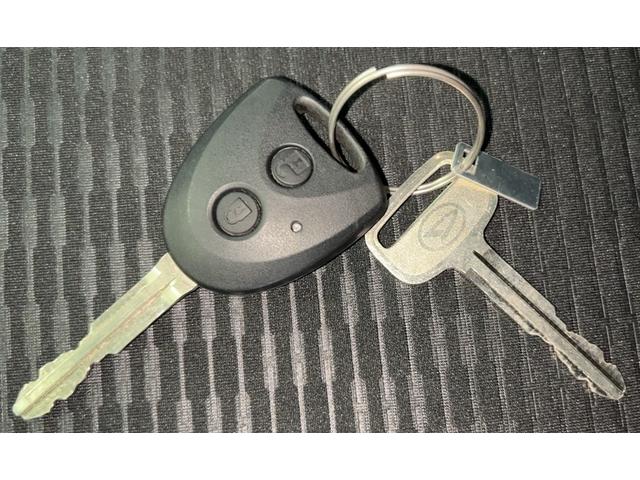ハイゼットカーゴDXダイハツ認定中古車l雹害車lキーレスlコーナーセンサーlスマートアシストlABSlエアバッグlエアコンlパワーウィンドウlリアスモークガラスl保証/整備付(茨城県)の中古車