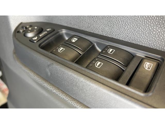 タントＸリミテッドダイハツ認定中古車ｌ両側電動スライドドアｌ電動パーキングブレーキｌＬＥＤヘッドライトｌシートヒーターｌキーフリーｌコーナーセンサーｌスマートアシストｌ保証／整備付（茨城県）の中古車