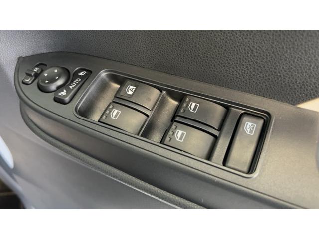 タントＸリミテッドダイハツ認定中古車ｌ両側電動スライドドアｌ電動パーキングブレーキｌＬＥＤヘッドライトｌシートヒーターｌキーフリーｌコーナーセンサーｌスマートアシストｌ保証／整備付（茨城県）の中古車