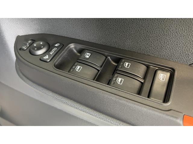 タントファンクロスターボダイハツ認定中古車lナビlドラレコlETClターボl革ハンドルl両側電動スライドドアl電動パーキングブレーキlLEDヘッドライトlシートヒーターlコーナーセンサーlスマートアシストl保証/整備付(茨城県)の中古車