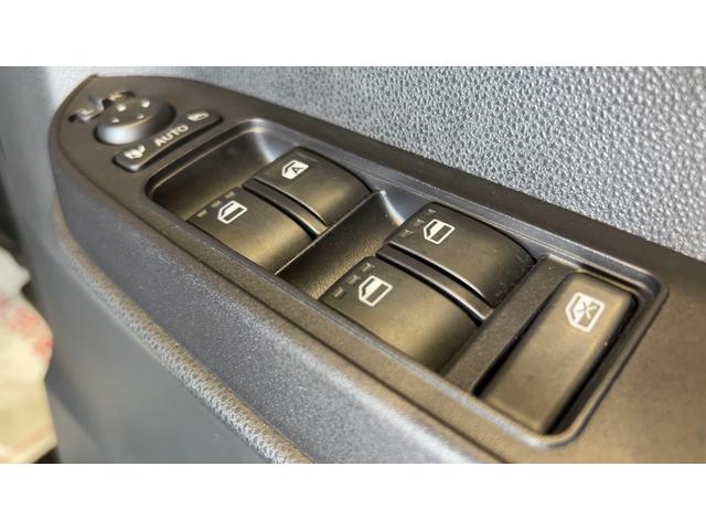 タントカスタムXダイハツ認定中古車lLEDヘッドライトlキーフリーl両側電動スライドドアl電動パーキングブレーキlシートヒーターlコーナーセンサーlスマートアシストl保証/整備付(茨城県)の中古車