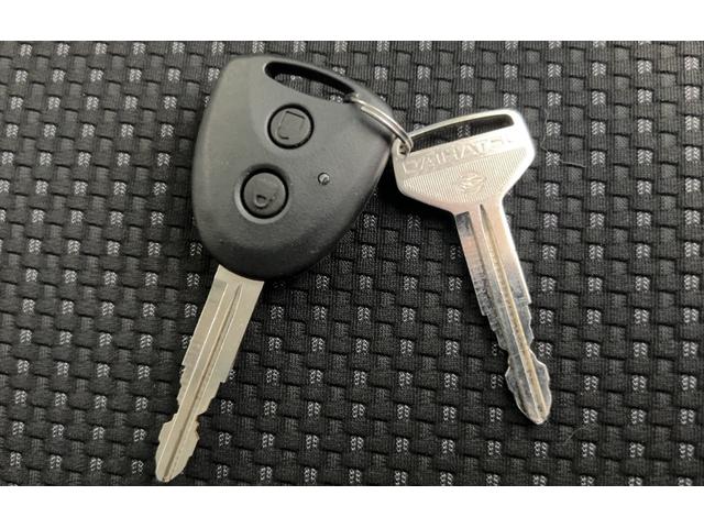 ハイゼットカーゴデラックスSAIIIダイハツ認定中古車lキーレスlコーナーセンサーlスマートアシストlABSlエアバッグlエアコンlパワーウィンドウlリアスモークガラスl保証/整備付(茨城県)の中古車