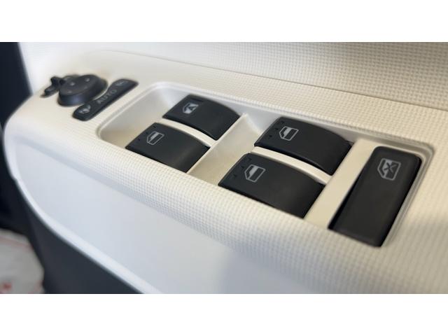 ムーヴキャンバスストライプスGダイハツ認定中古車l両側電動スライドドアl電動パーキングブレーキlLEDヘッドライトlシートヒーターlオートエアコンlキーフリーシステムlスマートアシストl保証/整備付(茨城県)の中古車