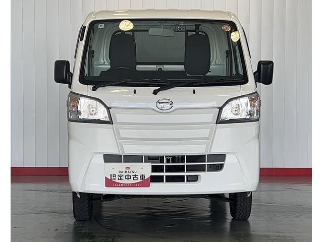 ハイゼットトラックスタンダード　農用スペシャルダイハツ認定中古車ｌ５ＭＴｌ４ＷＤｌＨｉ−Ｌｏｗ切り替えｌ駆動力確保機能ｌＡＢＳｌ荷台ライトｌエアバッグｌエアコンｌ保証／整備付（茨城県）の中古車