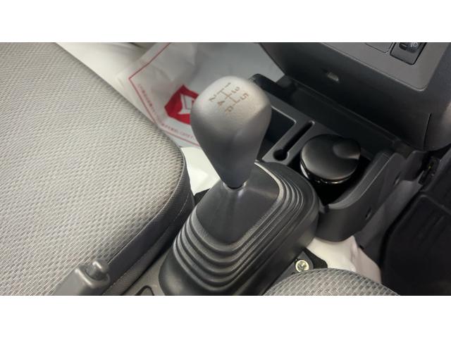 ハイゼットトラックスタンダード　農用スペシャルダイハツ認定中古車ｌ５ＭＴｌ４ＷＤｌＨｉ−Ｌｏｗ切り替えｌ駆動力確保機能ｌＡＢＳｌ荷台ライトｌエアバッグｌエアコンｌ保証／整備付（茨城県）の中古車