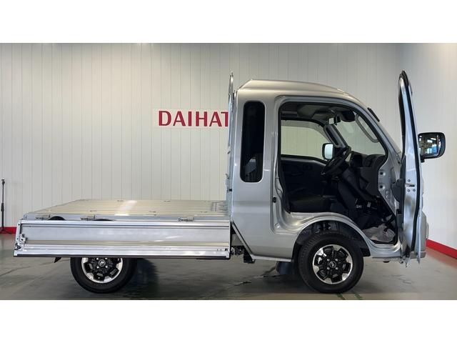 ハイゼットトラックジャンボエクストラダイハツ認定中古車lCVTl2WDlディスプレイオーディオlバックカメラlパワーウィンドウl電動格納ドアミラーl荷台ライトlエアコンlコーナーセンサーlスマートアシストl保証/整備付(茨城県)の中古車
