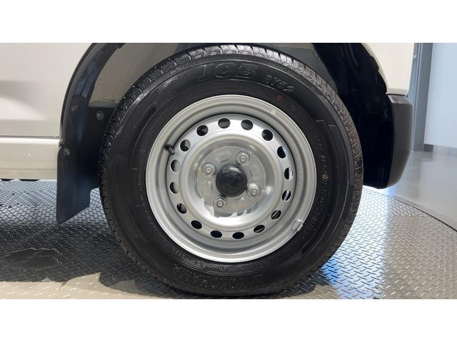 ハイゼットカーゴＤＸダイハツ認定中古車ｌキーレスｌコーナーセンサーｌスマートアシストｌＡＢＳｌエアバッグｌエアコンｌパワーウィンドウｌリアスモークガラスｌ保証／整備付（茨城県）の中古車