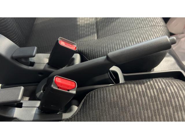 ハイゼットカーゴＤＸダイハツ認定中古車ｌキーレスｌコーナーセンサーｌスマートアシストｌＡＢＳｌエアバッグｌエアコンｌパワーウィンドウｌリアスモークガラスｌ保証／整備付（茨城県）の中古車