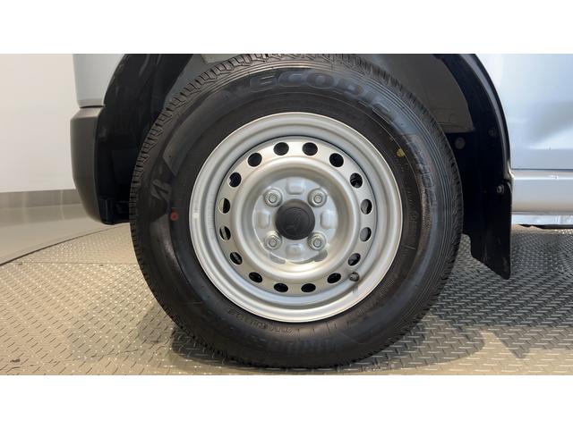 ハイゼットカーゴＤＸダイハツ認定中古車ｌキーレスｌコーナーセンサーｌスマートアシストｌＡＢＳｌエアバッグｌエアコンｌパワーウィンドウｌリアスモークガラスｌ保証／整備付（茨城県）の中古車