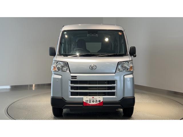 ハイゼットカーゴＤＸダイハツ認定中古車ｌキーレスｌコーナーセンサーｌスマートアシストｌＡＢＳｌエアバッグｌエアコンｌパワーウィンドウｌリアスモークガラスｌ保証／整備付（茨城県）の中古車