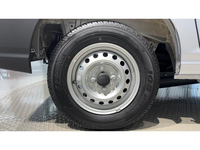 ハイゼットカーゴＤＸダイハツ認定中古車ｌキーレスｌコーナーセンサーｌスマートアシストｌＡＢＳｌエアバッグｌエアコンｌパワーウィンドウｌリアスモークガラスｌ保証／整備付（茨城県）の中古車
