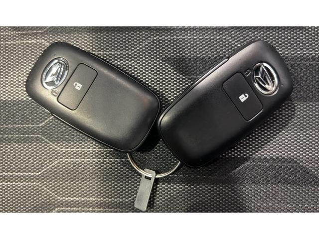 タフトGターボ ダーククロムベンチャーダイハツ認定中古車l電動パーキングブレーキlターボl革ハンドルlクルーズコントロールlキーフリーlオートエアコンlシートヒーターlコーナーセンサーlスマートアシストl保証/整備付(茨城県)の中古車