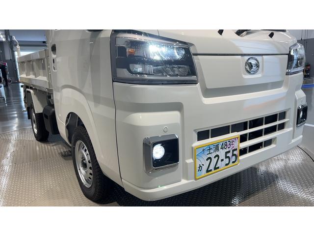 ハイゼットトラック多目的ダンプダイハツ認定中古車ｌ雹害車ｌＣＶＴｌ電動多目的ダンプｌホイスト方式リンクアーム式ｌ４ＷＤｌスーパーデフロックｌＡＢＳｌ荷台ライトｌエアバッグｌエアコンｌコーナーセンサーｌスマートアシストｌ保証／整備付（茨城県）の中古車