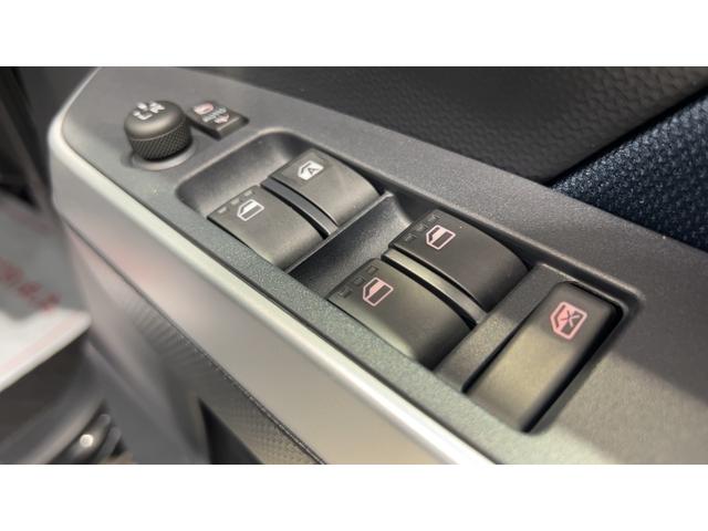 トールカスタムGダイハツ認定中古車lディスプレイオーディオlバックカメラlLEDヘッドライトl両側電動スライドドアl電動パーキングブレーキlシートアンダートレイlコーナーセンサーlスマートアシストl保証/整備付(茨城県)の中古車