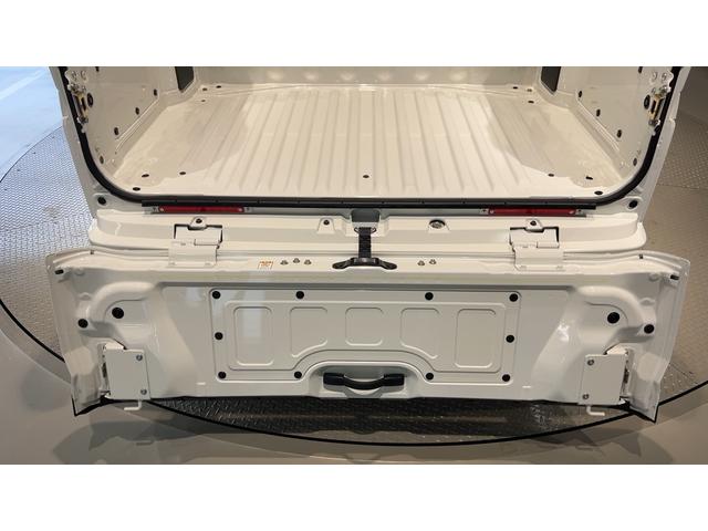 ハイゼットカーゴデッキバンＧダイハツ認定中古車ｌキーレスｌコーナーセンサーｌスマートアシストｌＡＢＳｌ２ＷＤｌエアバッグｌエアコンｌパワーウィンドウｌリアスライドドア・リアウィンドスモークガラスｌ保証／整備付（茨城県）の中古車