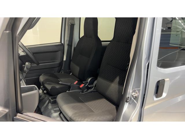 ハイゼットカーゴＤＸダイハツ認定中古車ｌキーレスｌコーナーセンサーｌスマートアシストｌＡＢＳｌエアバッグｌエアコンｌパワーウィンドウｌリアスモークガラスｌ保証／整備付（茨城県）の中古車