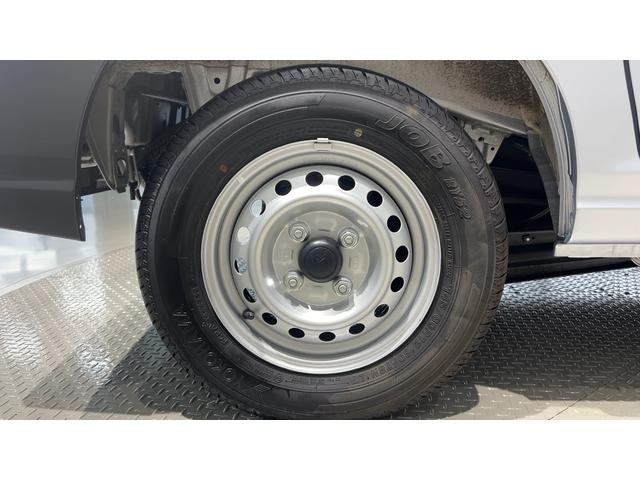 ハイゼットカーゴＤＸダイハツ認定中古車ｌキーレスｌコーナーセンサーｌスマートアシストｌＡＢＳｌエアバッグｌエアコンｌパワーウィンドウｌリアスモークガラスｌ保証／整備付（茨城県）の中古車
