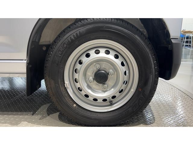 ハイゼットカーゴＤＸダイハツ認定中古車ｌキーレスｌコーナーセンサーｌスマートアシストｌＡＢＳｌエアバッグｌエアコンｌパワーウィンドウｌリアスモークガラスｌ保証／整備付（茨城県）の中古車