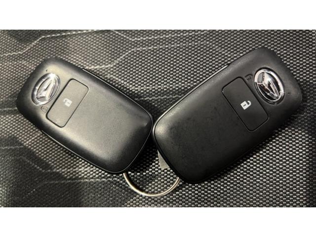 タフトＧターボ　ダーククロムベンチャーダイハツ認定中古車ｌ電動パーキングブレーキｌターボｌ革ハンドルｌクルーズコントロールｌキーフリーｌオートエアコンｌシートヒーターｌコーナーセンサーｌスマートアシストｌ保証／整備付（茨城県）の中古車