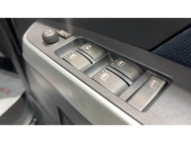 トールカスタムＧダイハツ認定中古車ｌＬＥＤヘッドライトｌ両側電動スライドドアｌ電動パーキングブレーキｌコーナーセンサーｌスマートアシストｌ保証／整備付（茨城県）の中古車