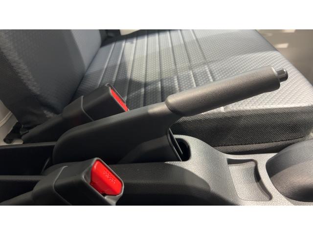ハイゼットトラックスタンダードダイハツ認定中古車ｌＣＶＴｌ４ＷＤｌＡＢＳｌエアバッグｌエアコンｌコーナーセンサーｌスマートアシストｌ横滑り防止機能ｌ保証／整備付（茨城県）の中古車