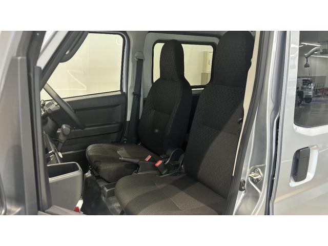 ハイゼットカーゴ 中古車 ＤＸダイハツ認定中古車ｌＣＶＴｌキーレスエントリーｌコーナーセンサーｌスマートアシストｌＡＢＳｌエアバッグｌマニュアルエアコンｌパワーウィンドウｌリアスモークガラスｌＡＭラジオｌ保証／整備付