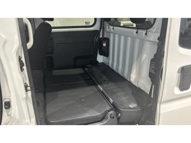 ハイゼットカーゴデッキバンGダイハツ認定中古車lキーレスlコーナーセンサーlスマートアシストlABSl2WDlエアバッグlエアコンlパワーウィンドウlリアスライドドア・リアウィンドスモークガラスl保証/整備付(茨城県)の中古車