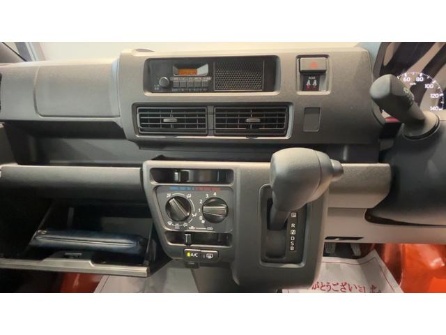 ハイゼットカーゴＤＸダイハツ認定中古車ｌキーレスｌコーナーセンサーｌスマートアシストｌＡＢＳｌエアバッグｌエアコンｌパワーウィンドウｌリアスモークガラスｌ保証／整備付（茨城県）の中古車
