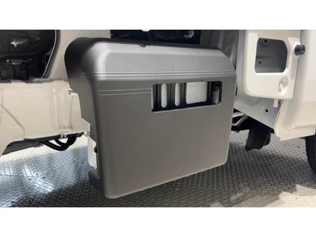 ハイゼットトラックスタンダード　農用スペシャルダイハツ認定中古車ｌ４ＷＤｌ５ＭＴｌＨｉ−Ｌｏｗ切り替えｌＡＢＳｌ荷台ライトｌエアバッグｌエアコンｌコーナーセンサーｌスマートアシストｌ保証／整備付（茨城県）の中古車