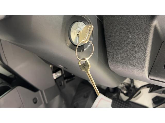 ハイゼットトラックスタンダード 農用スペシャルダイハツ認定中古車lCVTl4WDlHi−Low切り替えlABSl荷台ライトlエアバッグlエアコンlコーナーセンサーlスマートアシストlAMラジオl駆動力確保機能l保証/整備付(茨城県)の中古車