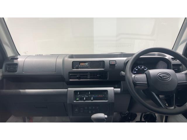 ハイゼットトラックスタンダード 農用スペシャルダイハツ認定中古車lCVTl4WDlHi−Low切り替えlABSl荷台ライトlエアバッグlエアコンlコーナーセンサーlスマートアシストlAMラジオl駆動力確保機能l保証/整備付(茨城県)の中古車