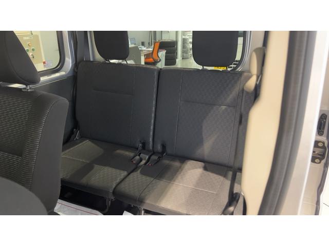 ハイゼットカーゴデッキバンGダイハツ認定中古車lキーレスlコーナーセンサーlスマートアシストlABSl2WDlエアバッグlエアコンlパワーウィンドウlリアスライドドア・リアウィンドスモークガラスl保証/整備付(茨城県)の中古車
