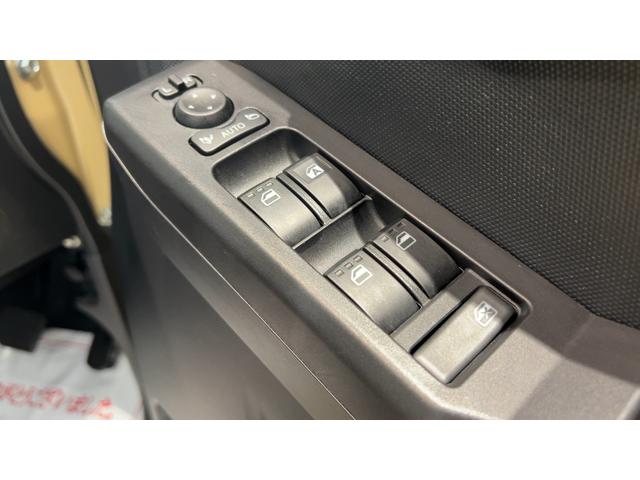 タフトＧターボ　ダーククロムベンチャーダイハツ認定中古車ｌＣＶＴｌ電動パーキングブレーキｌターボｌ革ハンドルｌクルーズコントロールｌキーフリーシステムｌオートエアコンｌシートヒーターｌコーナーセンサーｌスマートアシストｌ保証／整備付（茨城県）の中古車
