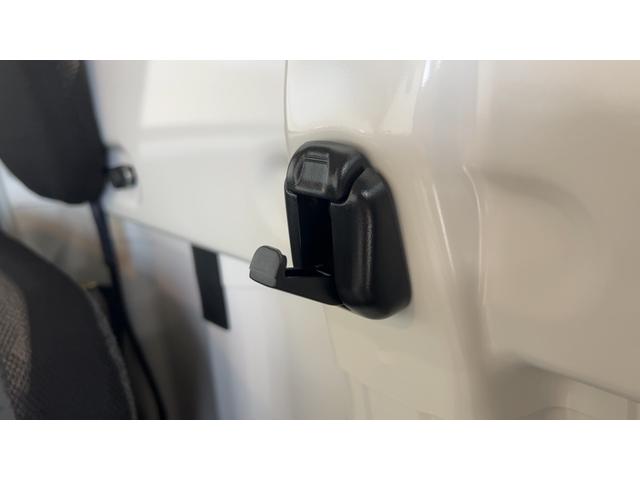 ハイゼットトラックローダンプダイハツ認定中古車l雹害車l5MTlABSlエアバッグlエアコンlコーナーセンサーlスマートアシストl横滑り防止機能l駆動力確保機能lアイドリングストップl保証/整備付(茨城県)の中古車