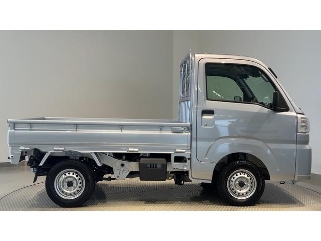 ハイゼットトラックスタンダード 農用スペシャルダイハツ認定中古車lCVTl4WDlHi−Low切り替えlABSlカーラジオl荷台ライトlエアバッグlマニュアルエアコンlパワーステリングlコーナーセンサーlスマートアシストl保証/整備付(茨城県)の中古車