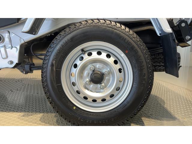 ハイゼットトラックスタンダード 農用スペシャルダイハツ認定中古車lCVTl4WDlHi−Low切り替えlABSlカーラジオl荷台ライトlエアバッグlマニュアルエアコンlパワーステリングlコーナーセンサーlスマートアシストl保証/整備付(茨城県)の中古車